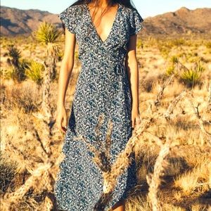 Faherty Lillian wrap dress size small